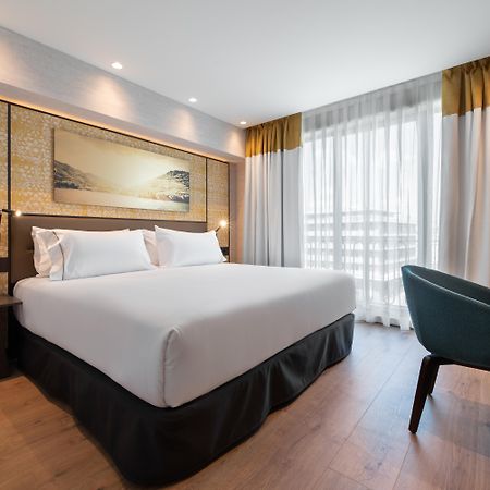 Отель Eurostars Aliados Порту Экстерьер фото Deluxe room